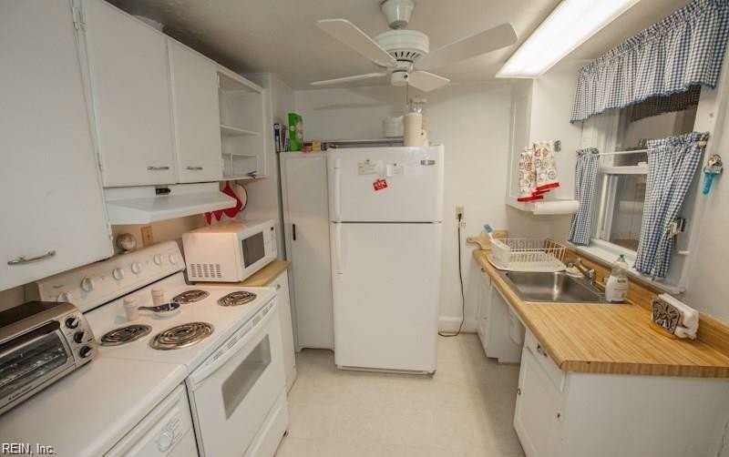 210 66th St - Photo 6 of 14