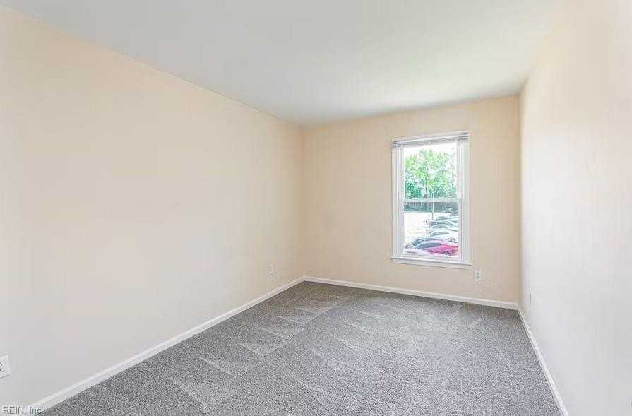 5401 Scholarship Dr - Photo 7 of 14