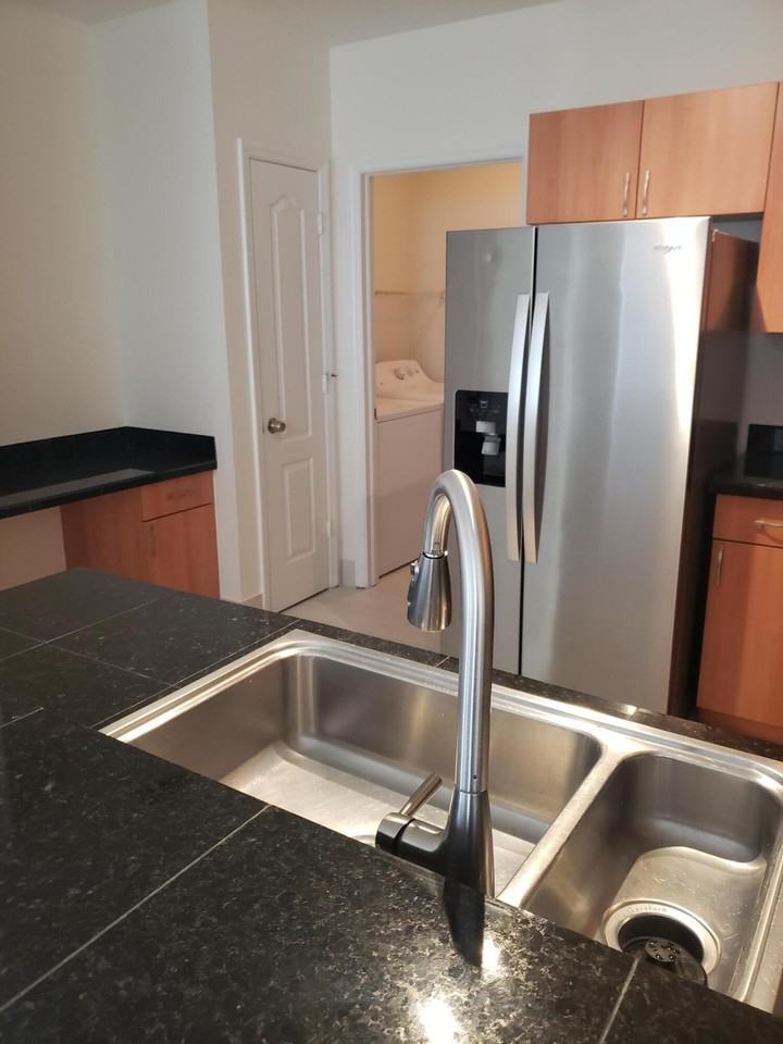 1101 Belmont Pl #1101 - Photo 7 of 24