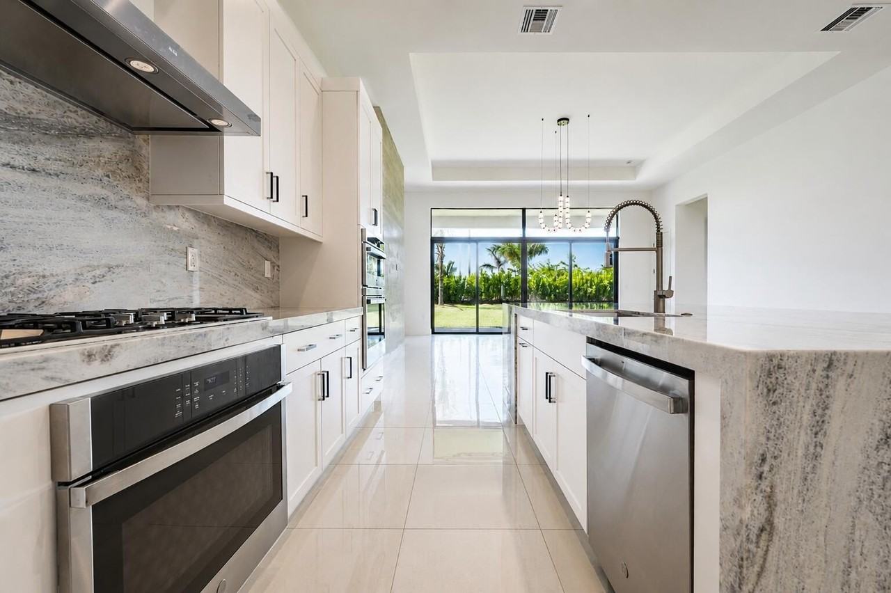 9597 Regal Palm Ct - Photo 6 of 50