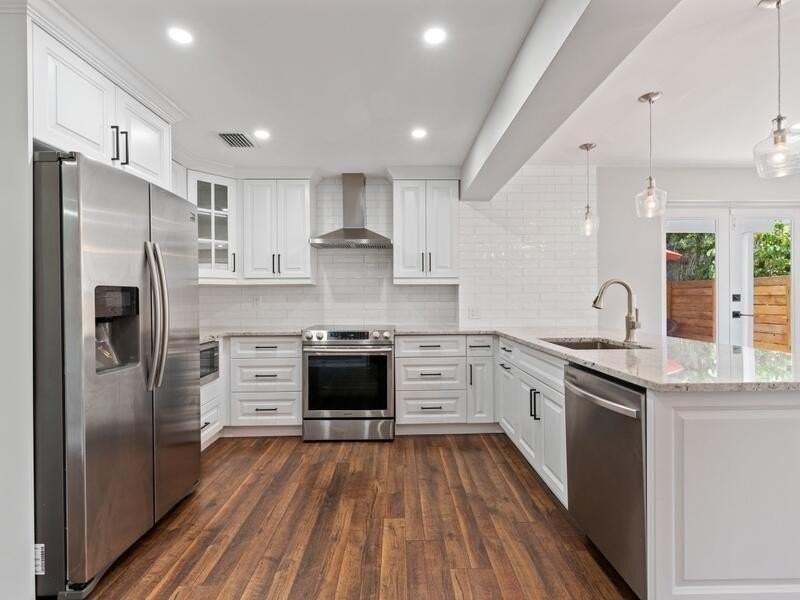 1632 N L St - Photo 2 of 25