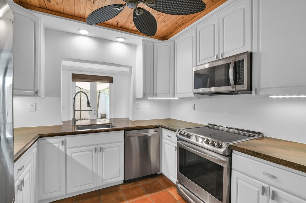 770 E Camino Real #0040 - Photo 7 of 40