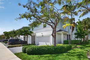 featured image of 1835 Sandpiper Pointe Pl