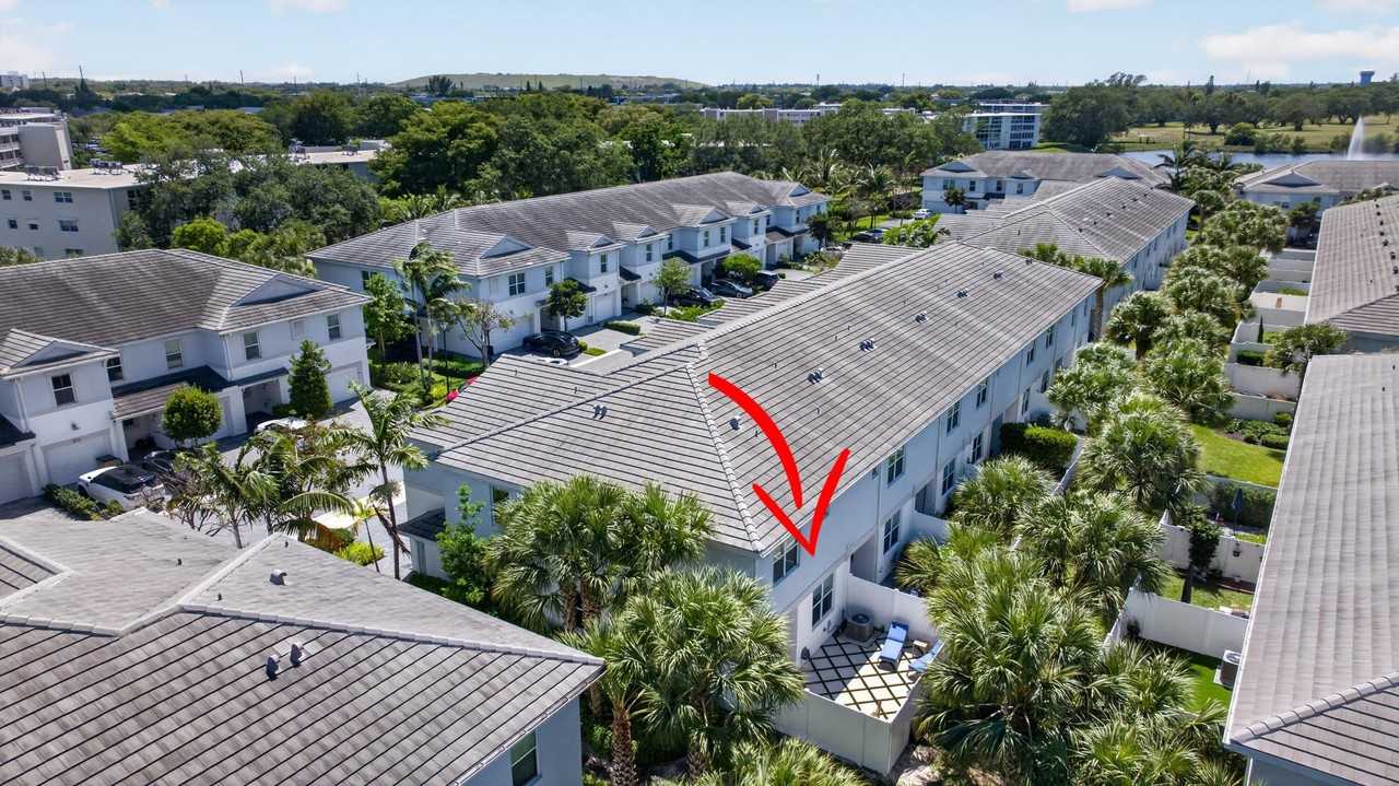 1835 Sandpiper Pointe Pl - Photo 2 of 32
