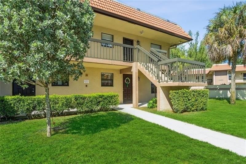 21915 Lake Forest Cir #106