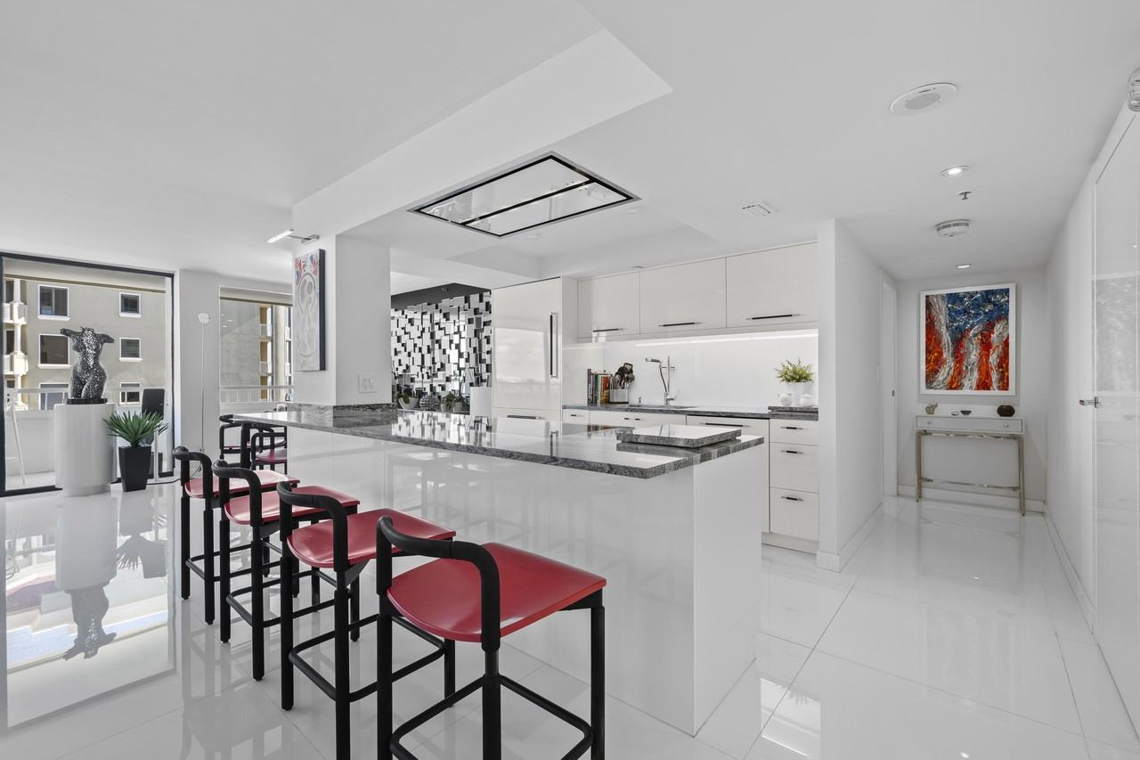 5280 N Ocean Dr #10C - Photo 6 of 50