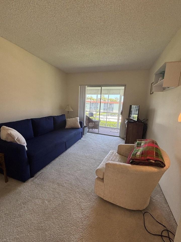 3000 Springdale Blvd #316 - Photo 5 of 10
