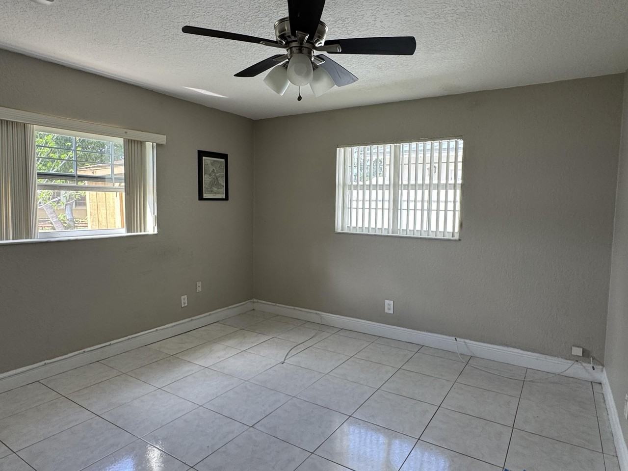 2180 Nw 93rd Ave - Photo 7 of 21