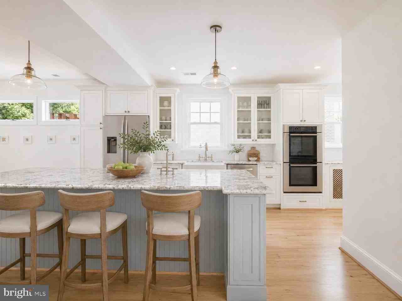 3224 Cleveland Ave Nw - Photo 7 of 24
