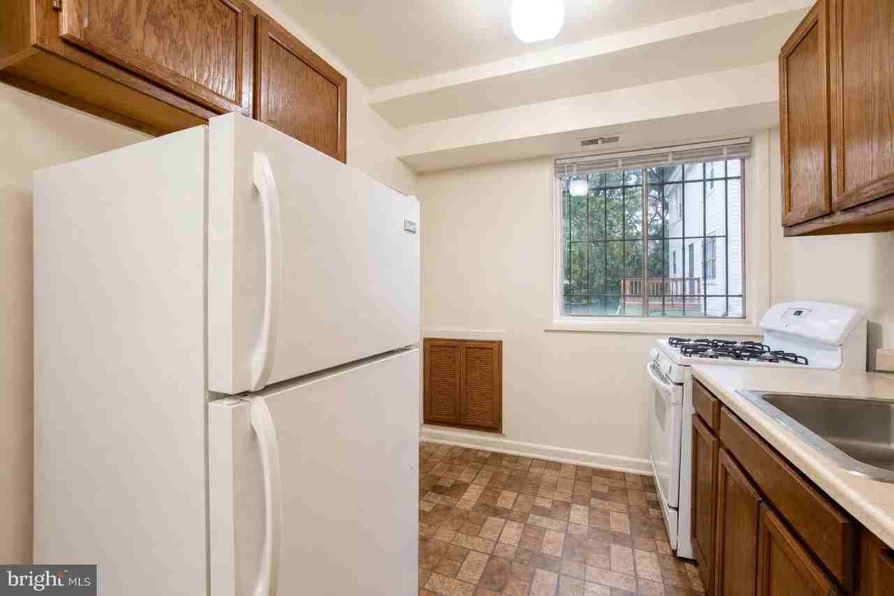 4921 Quarles St Ne #103 - Photo 7 of 14