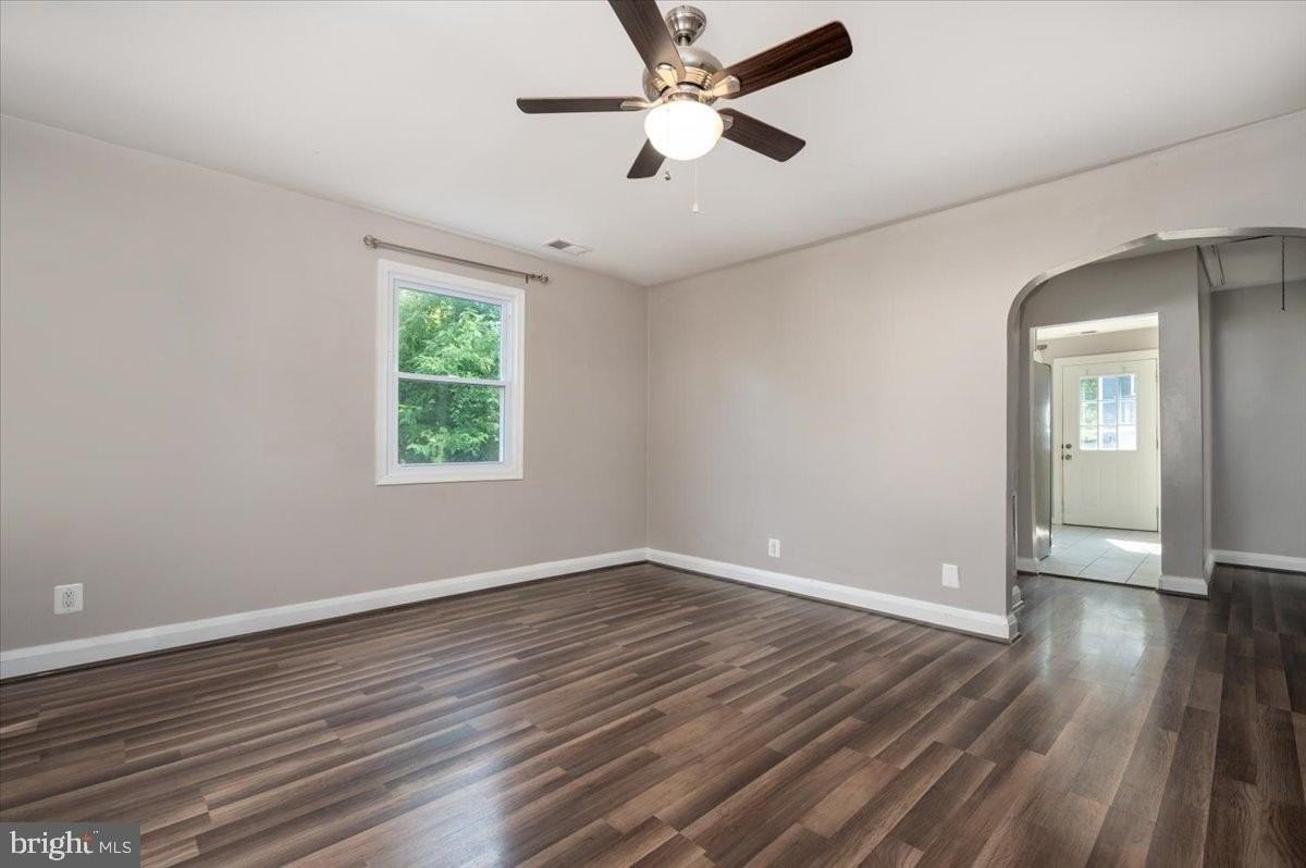 409-A Maple Ln Nw - Photo 7 of 26