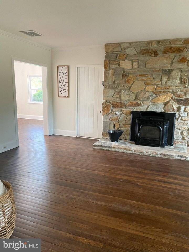 6305 E Fordham Dr - Photo 4 of 15