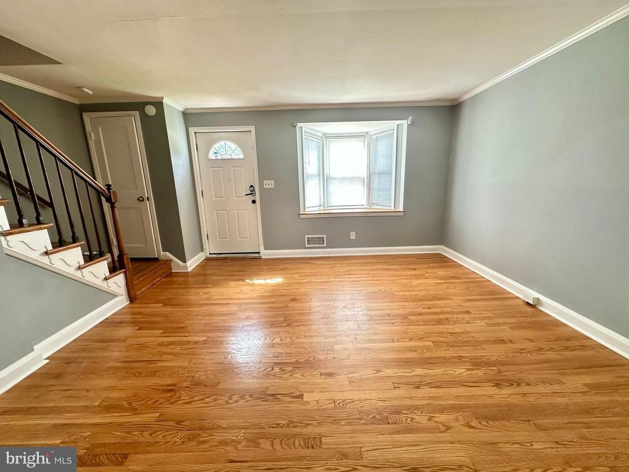 8318 Loch Raven Blvd - Photo 2 of 21