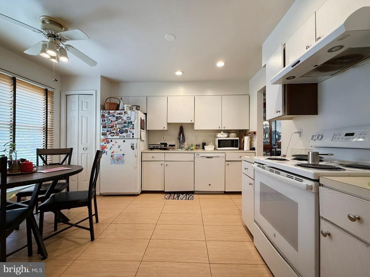 7136 Swansong Way - Photo 3 of 29