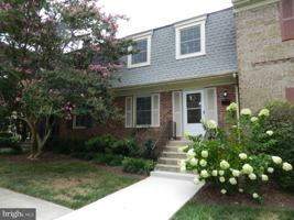 featured image of 5956 Westchester Park Dr
