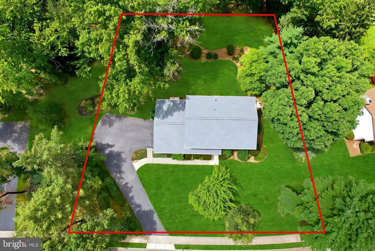 7 Hathaway Dr - Photo 6 of 28