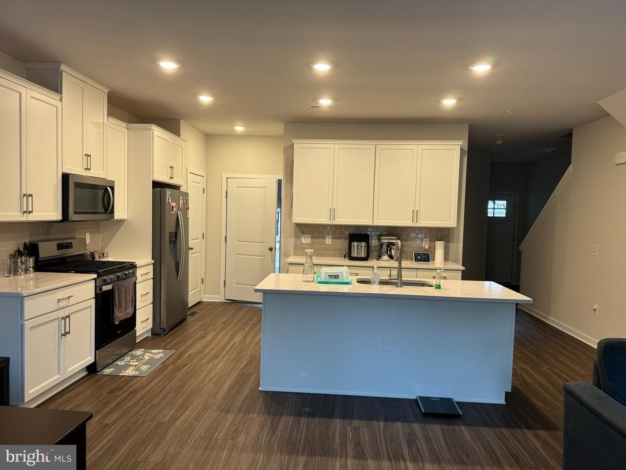 60 Four Leaf Dr - Photo 2 of 22