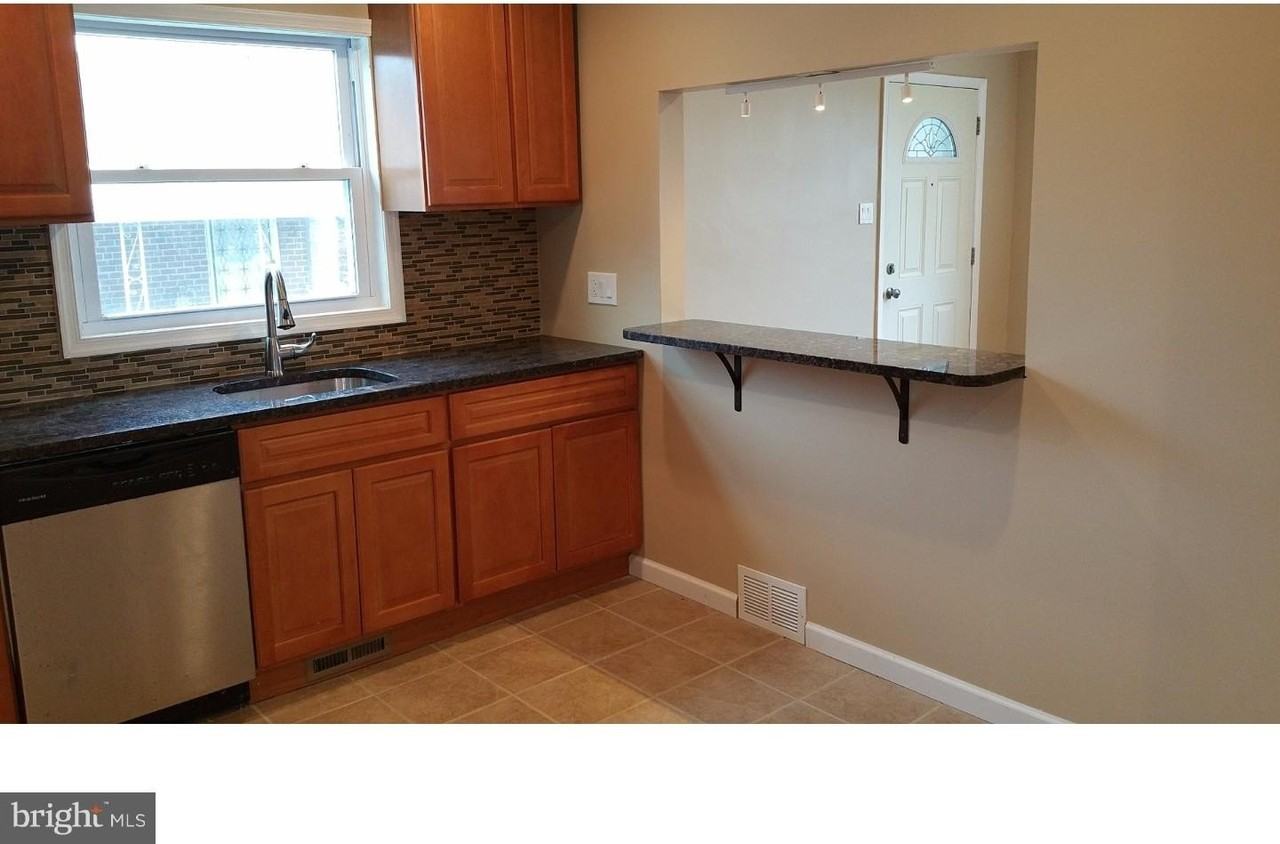 9960 Woodfern Rd - Photo 2 of 19