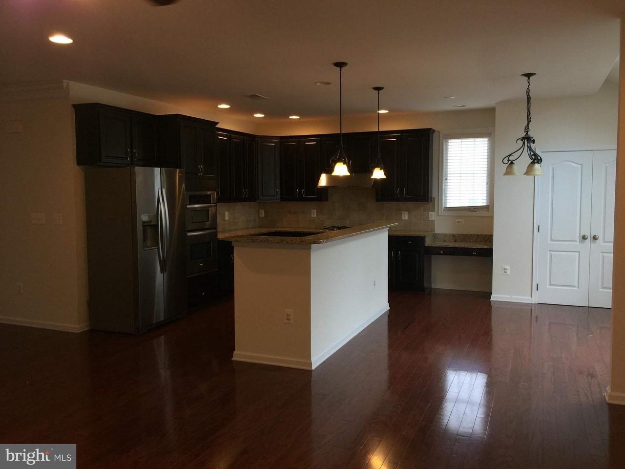 43165 Barnstead Dr - Photo 5 of 42