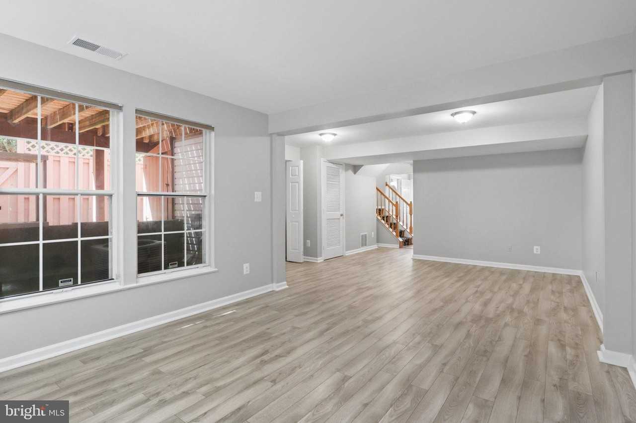 12774 Silvia Loop - Photo 3 of 25