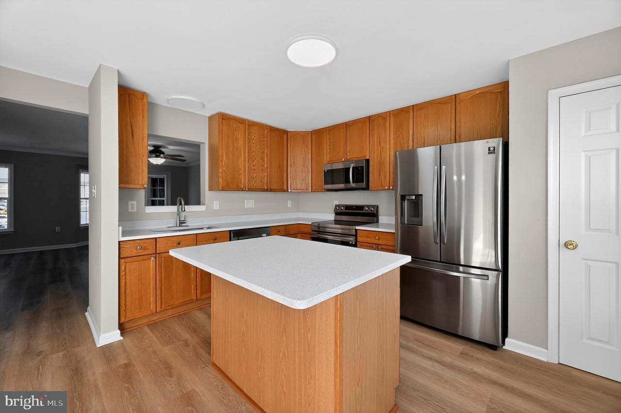 67 Quartz Rd - Photo 3 of 33