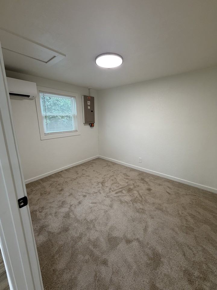 1100 S Savage St #1 - Photo 5 of 20