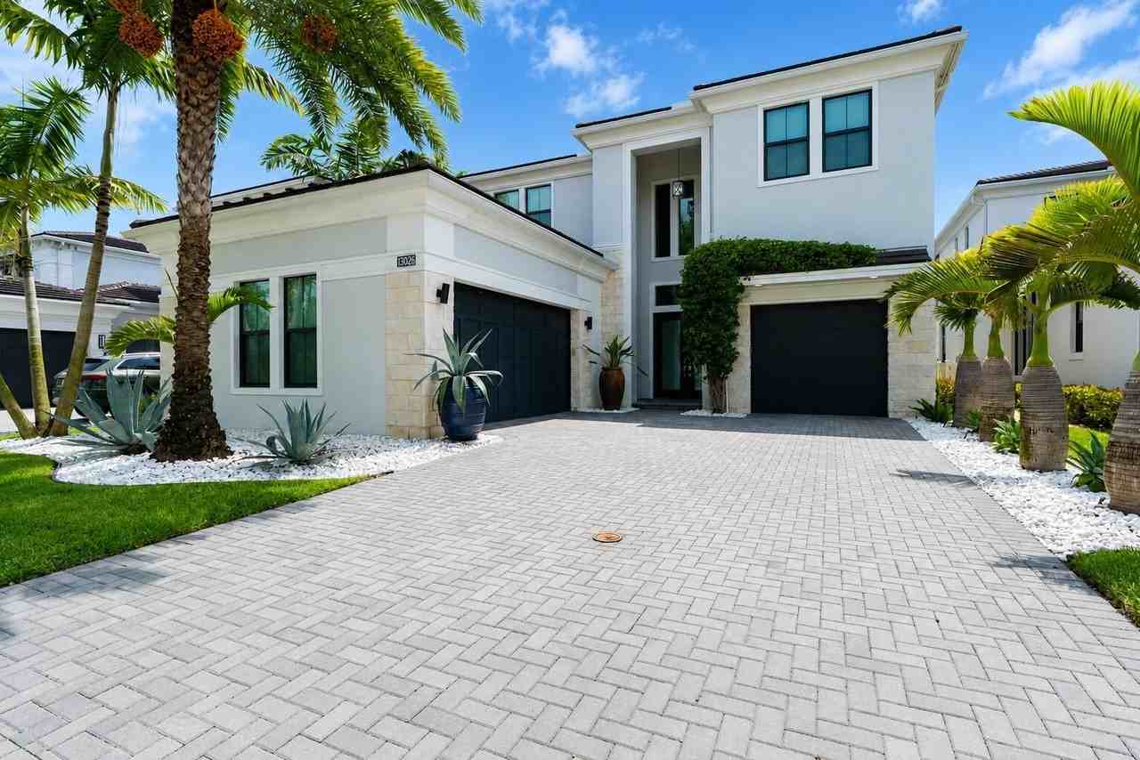 13026 Artisan Cir