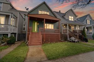featured image of 2850 W Henderson St #1