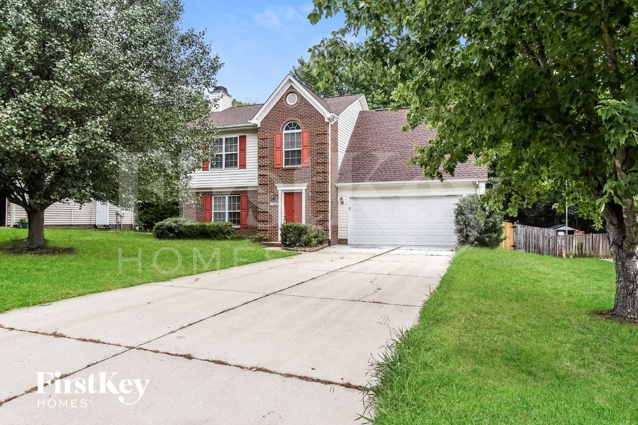 1503 Glenn Meade Dr - Photo 2 of 19