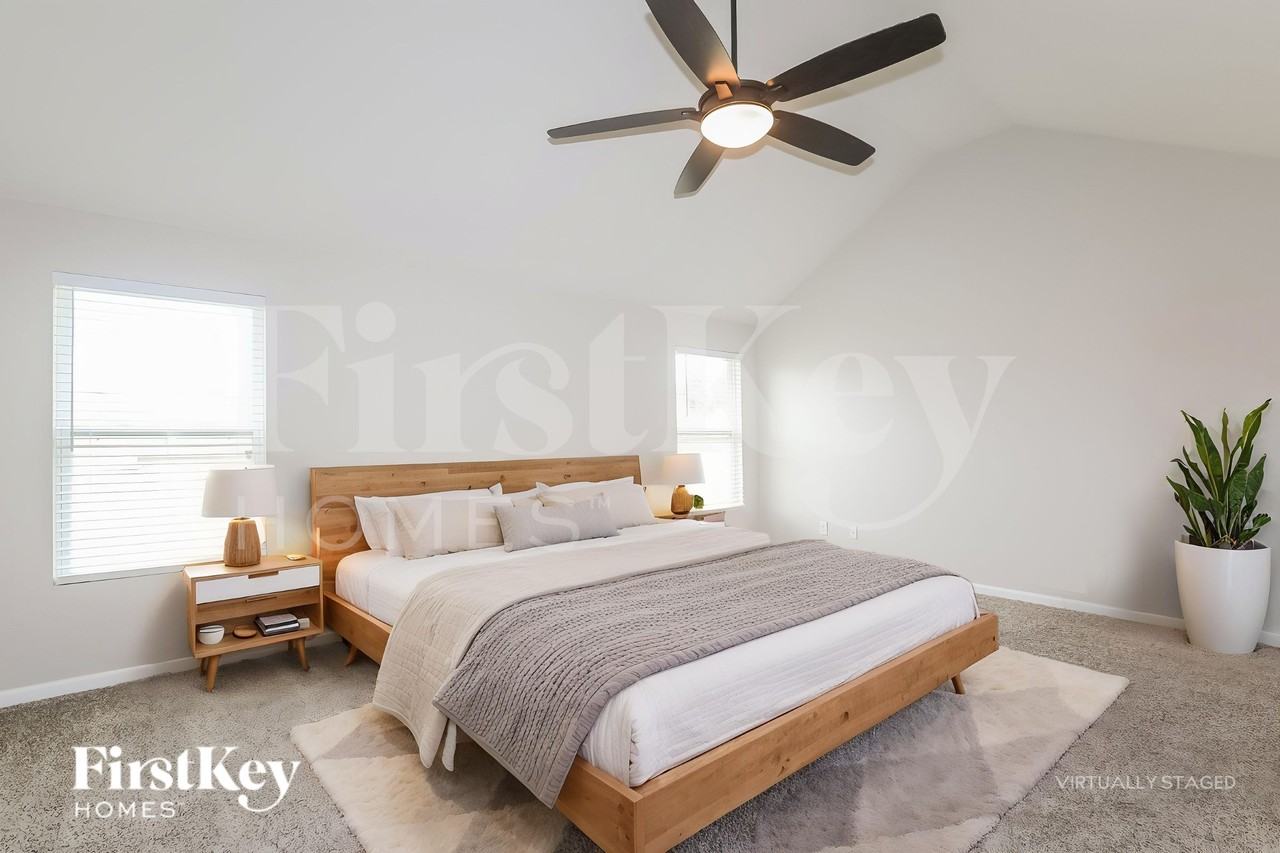 7007 Annie Walk - Photo 7 of 18
