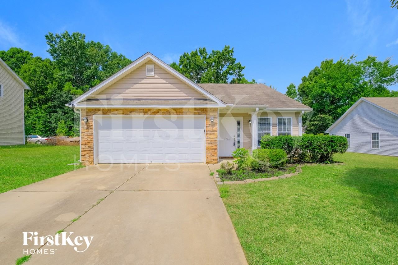 1716 Northside Dr