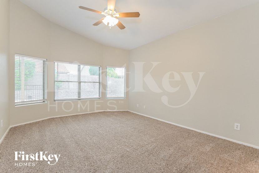 616 S Rincon Rising Rd - Photo 7 of 15