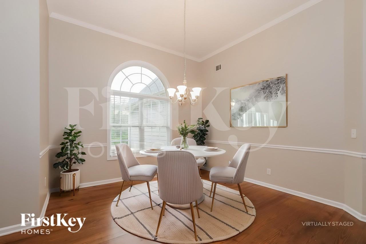 2570 Serenity St - Photo 6 of 18