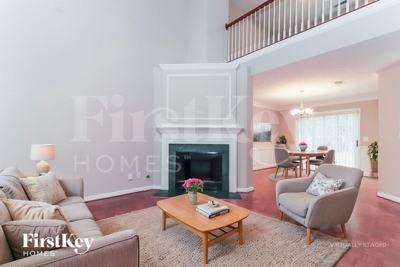 347 Weatherstone Pl - Photo 6 of 18