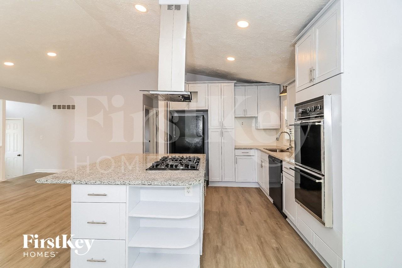 2039 Bascomb Carmel Rd - Photo 6 of 15