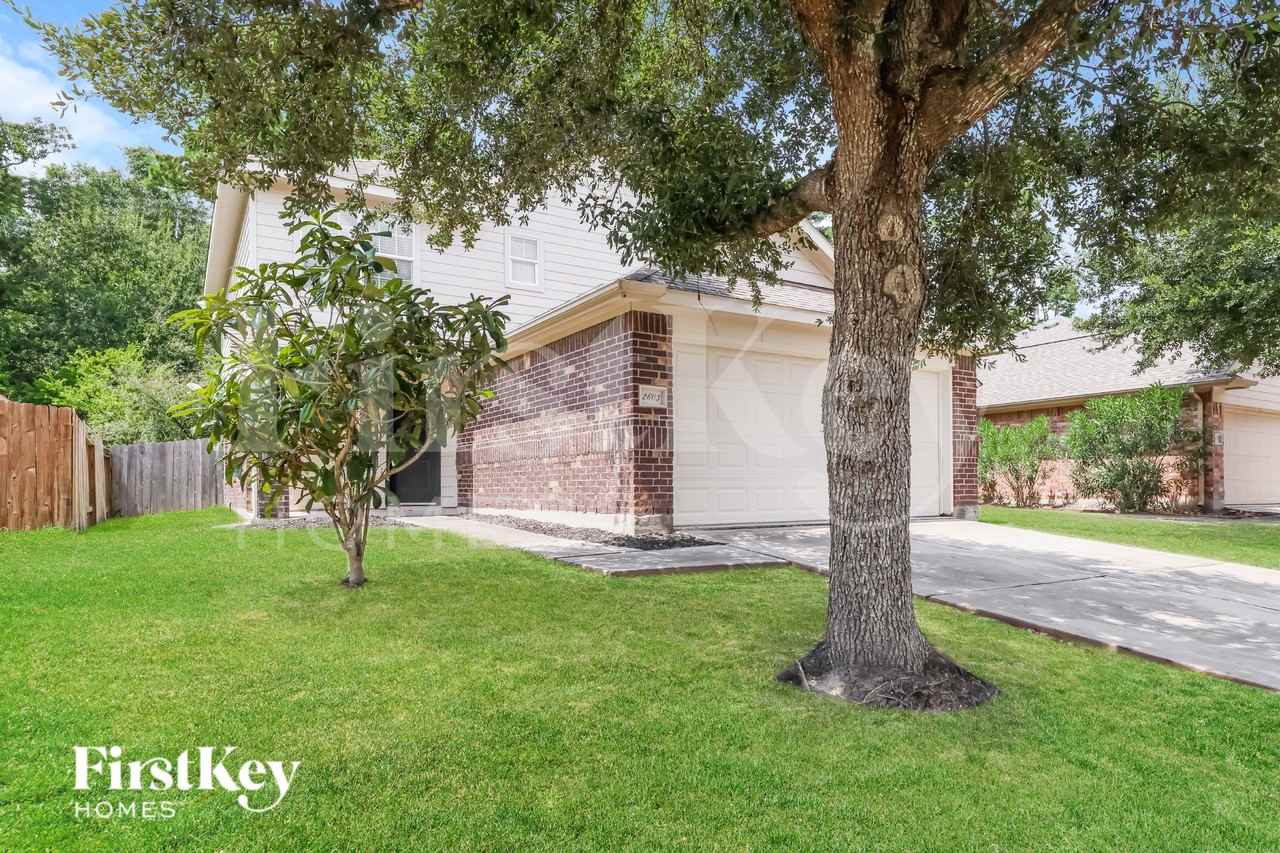 2603 Cypress Island Dr - Photo 2 of 17