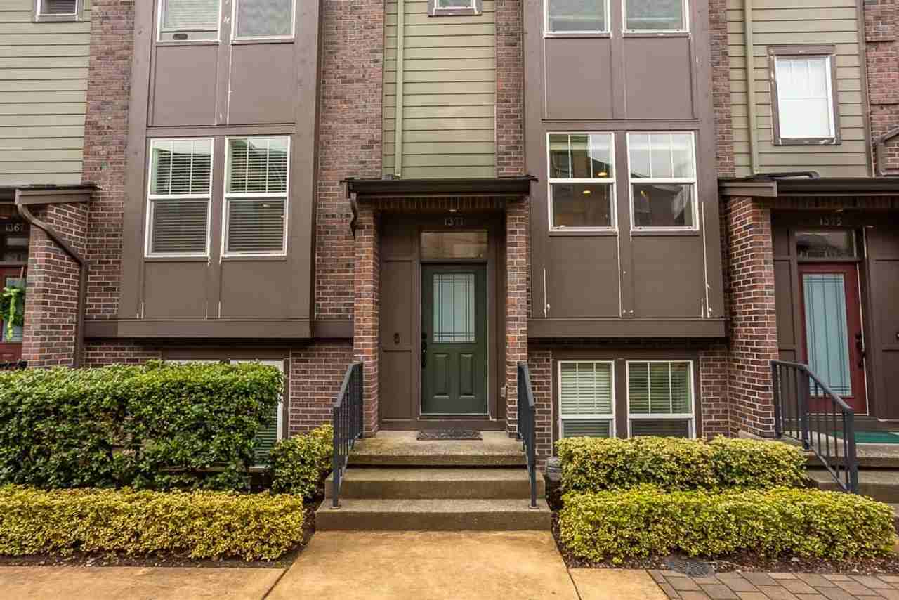 1371 Brooklyn Walk Ne - Photo 2 of 21