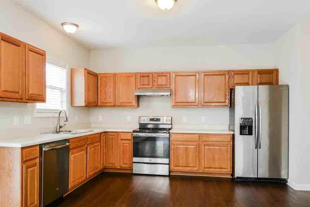 3729 Chancellorsville Ct - Photo 5 of 17