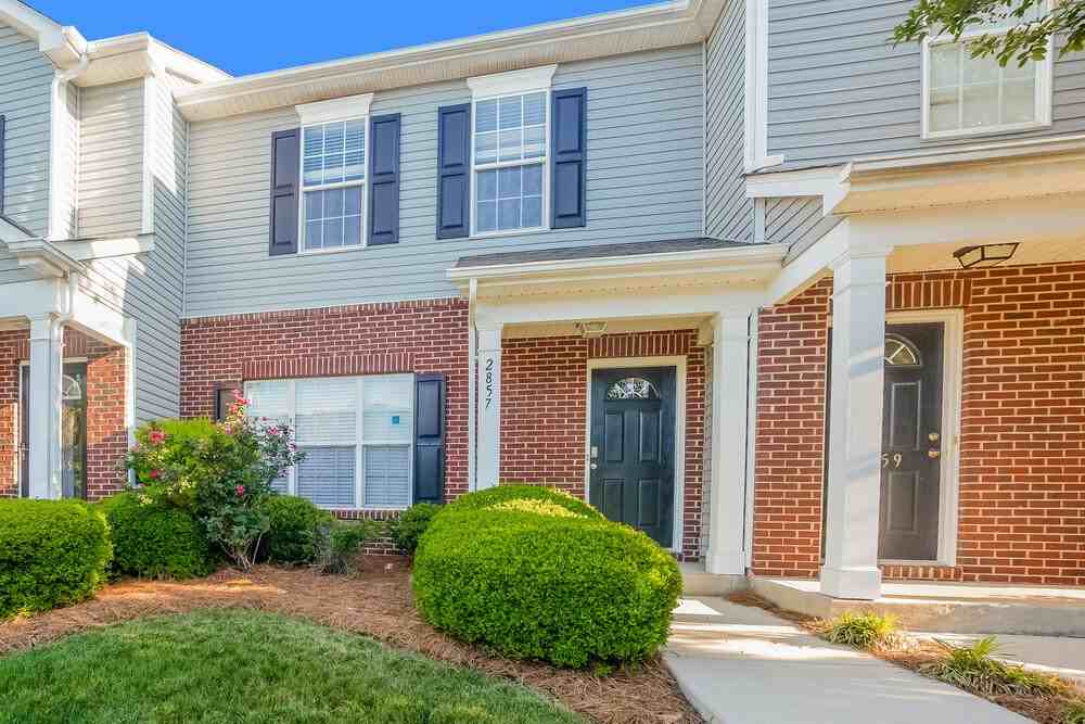 2857 Summergrove Ct - Photo 4 of 17