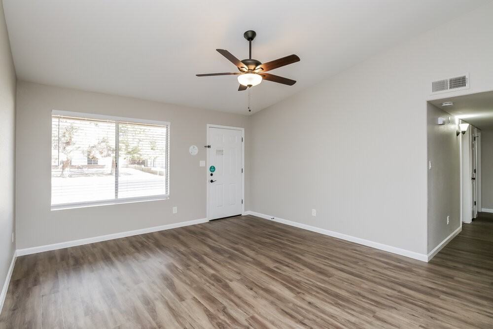 3421 E Dragoon Ave - Photo 3 of 16