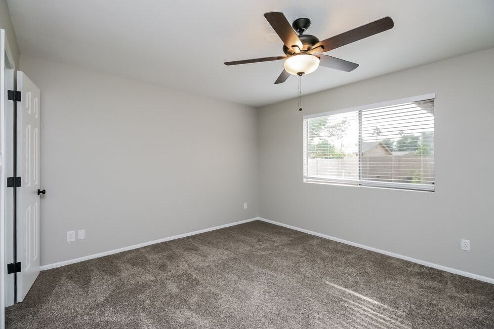 3421 E Dragoon Ave - Photo 7 of 16