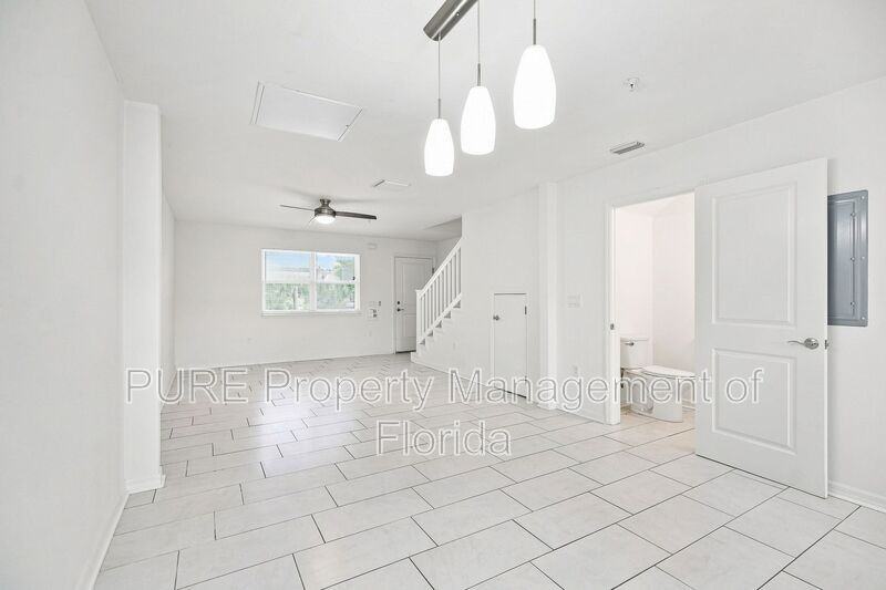 339 Ne Sanchez Ave #110 - Photo 5 of 19