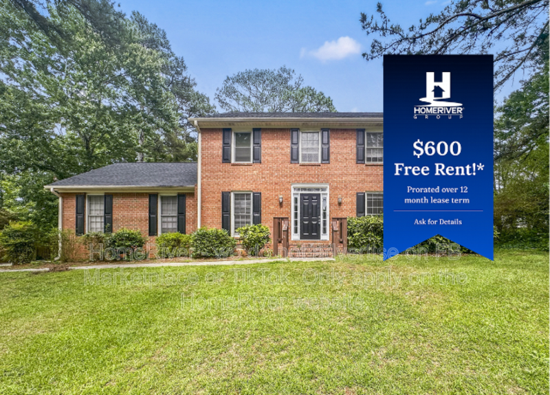 561 Chatham Trl