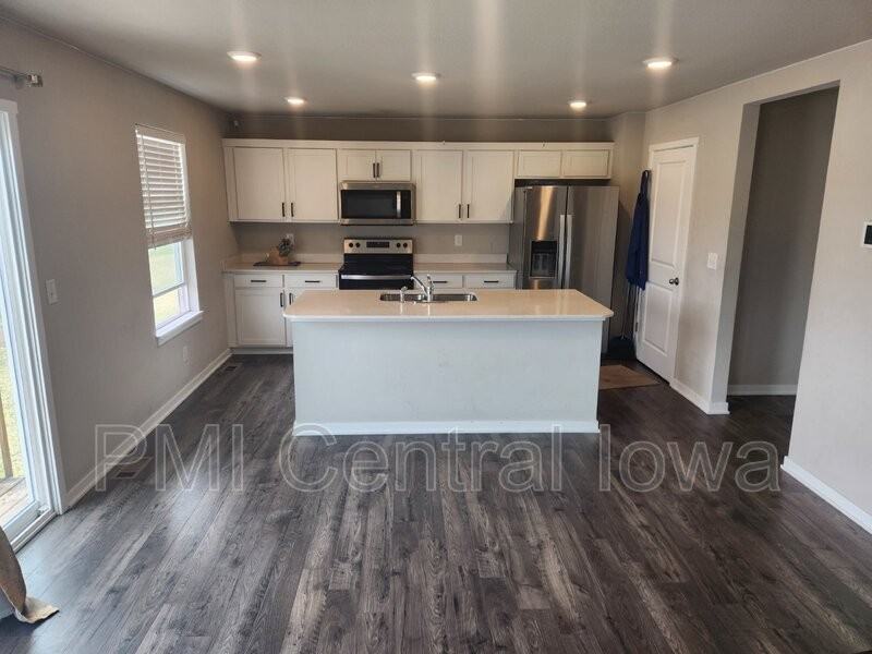 4175 Cheyenne Ct - Photo 7 of 29