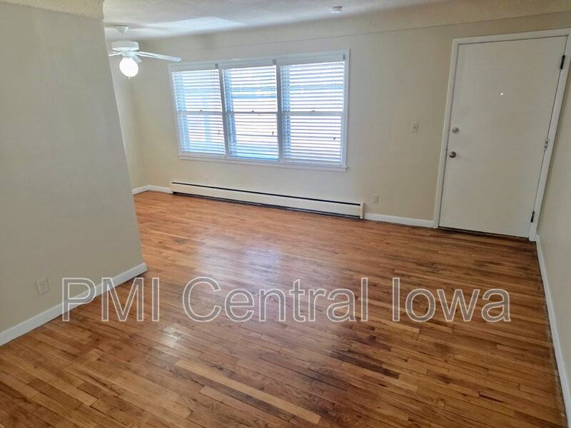 2820 Kingman Blvd #2 - Photo 2 of 38