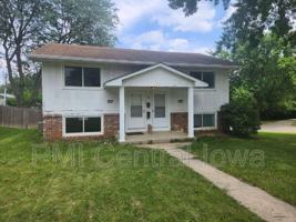 featured image of 1010 Linden Dr
