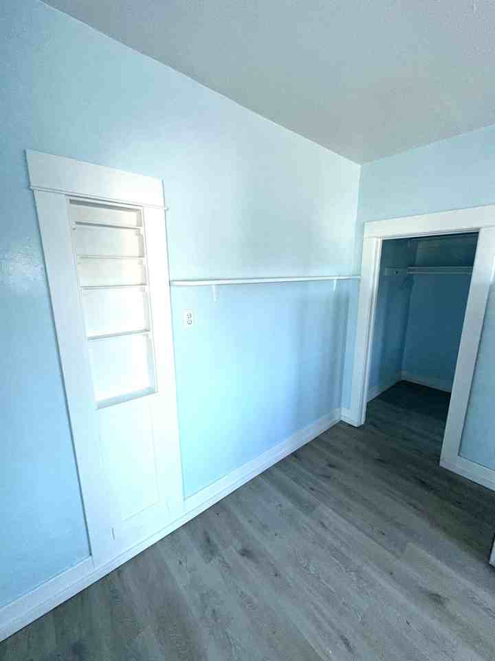 1938 S Grand Ave #12 - Photo 4 of 19