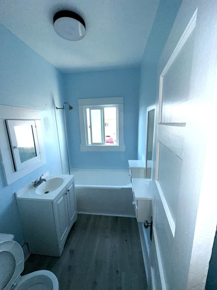 1938 S Grand Ave #12 - Photo 6 of 19