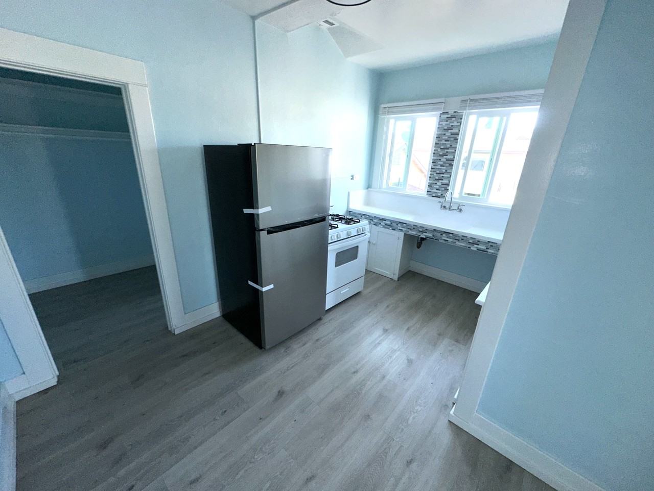 1938 S Grand Ave #12 - Photo 7 of 19
