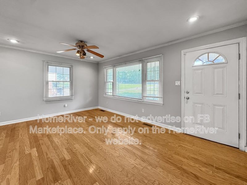 610 Hopkins Rd - Photo 3 of 19